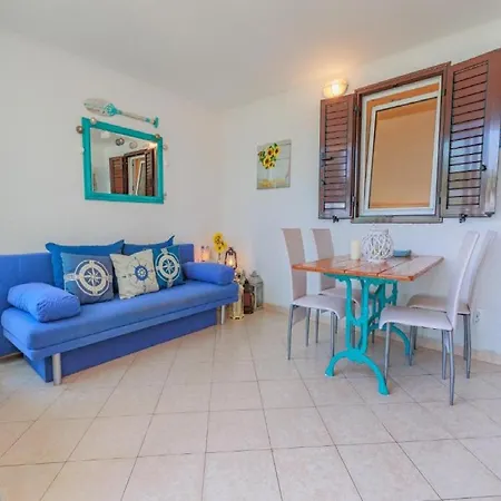 شقة - Comfort One Bedroom D4 لومباردا