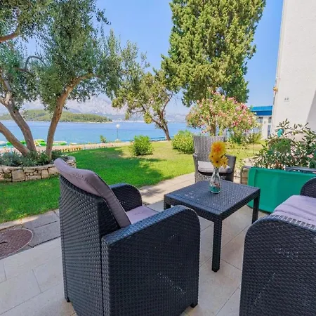 - Comfort One Bedroom D4 شقة لومباردا